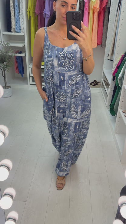 Pippia Printed Denim Look Loose Fit Jumpsuit