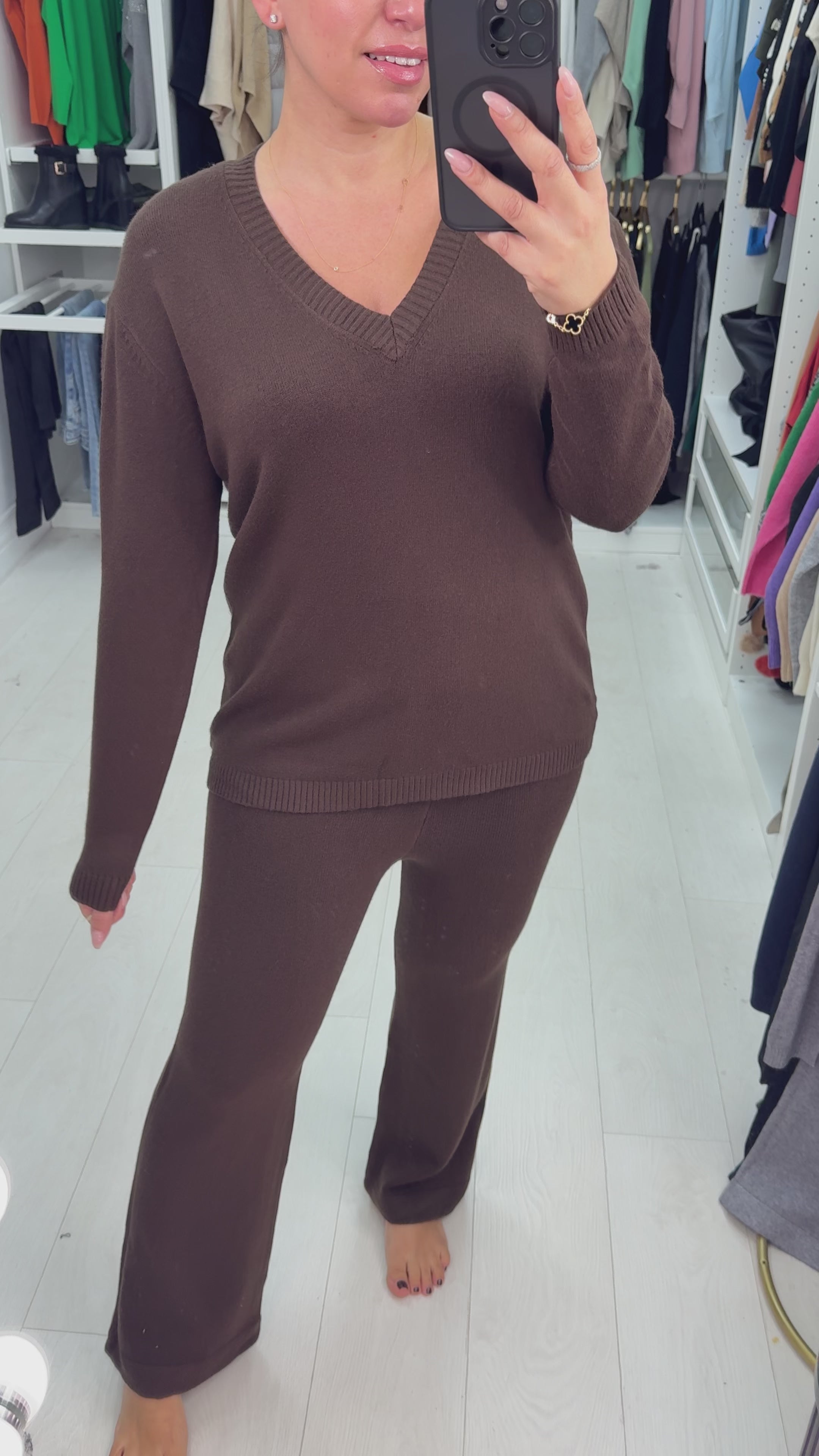 Load video: Jacky Plain V Neck Loungewear Set