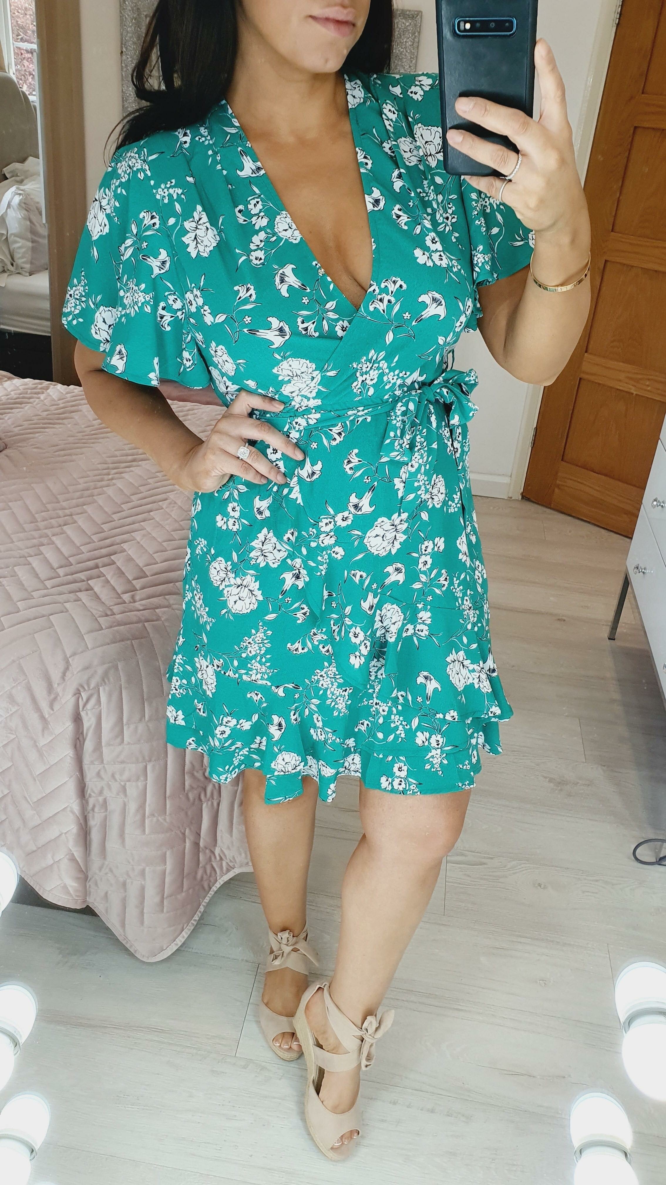 Sonia Green Floral Tie Waist Frill Detailed Mini Wrap Dress