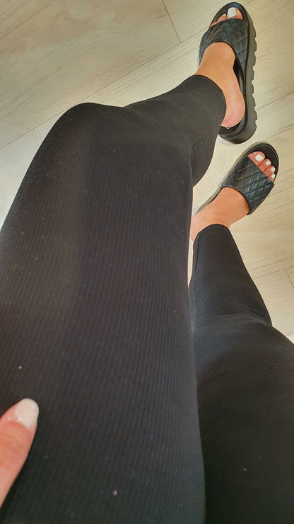 Simona Ribbed Stretch Fitted Leggings