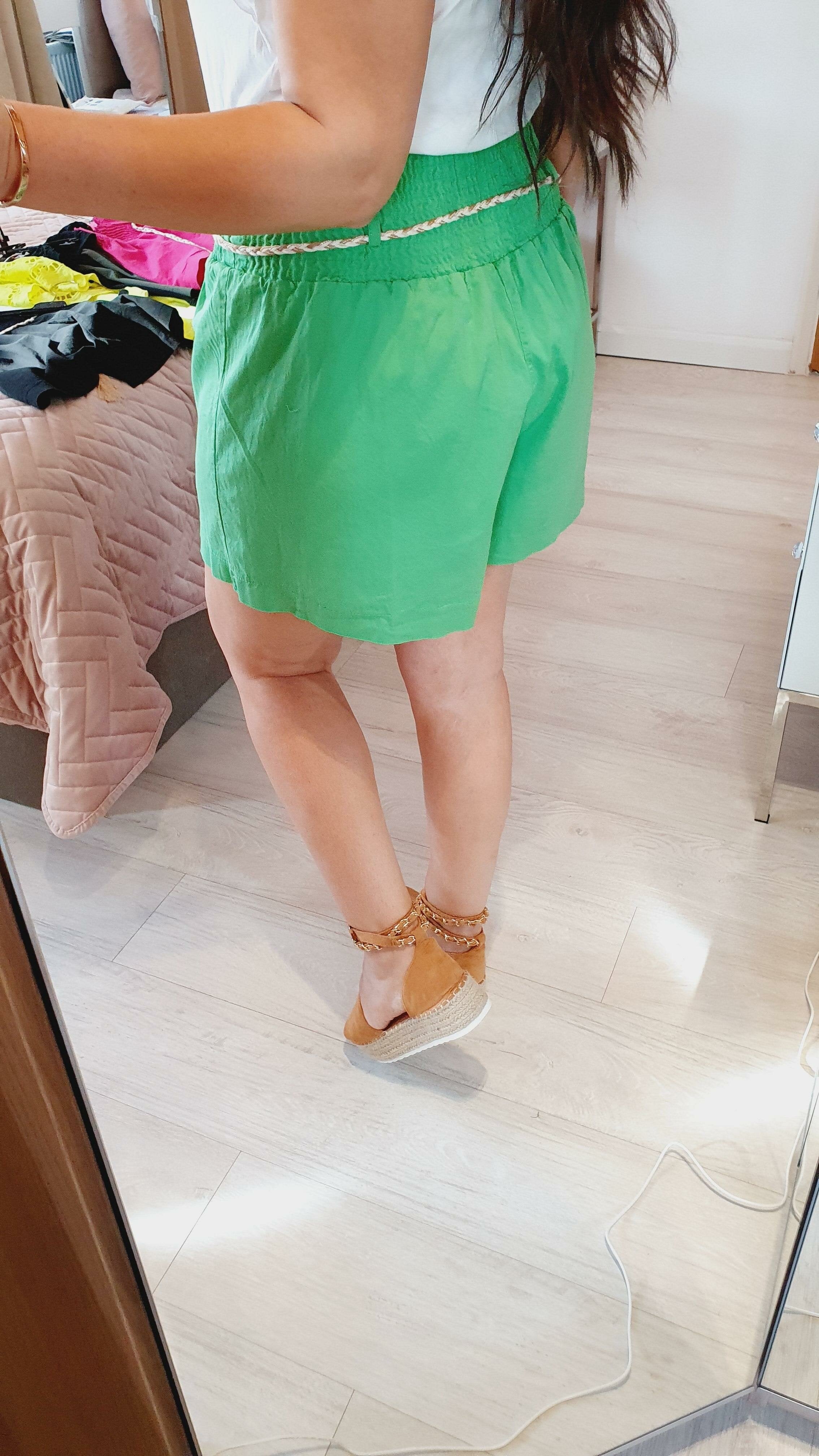 Lindey Elasticated Rope Tassel Detailed Shorts