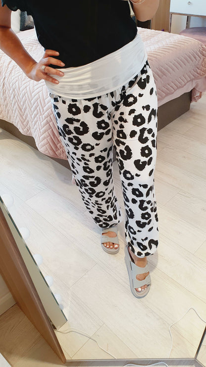 Tyne Leopard Print Oversized Hareems