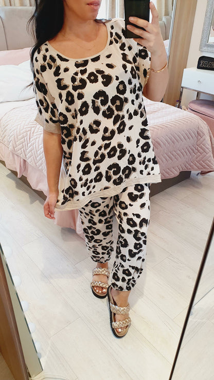 Tyne Leopard Print Oversized Hareems
