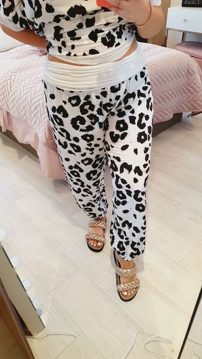 Tyne Leopard Print Oversized Hareems
