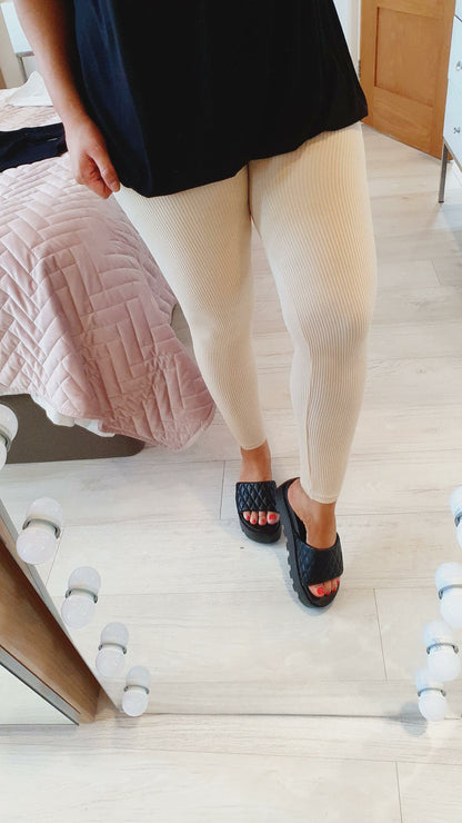 Temola Ribbed Fitted Leggings