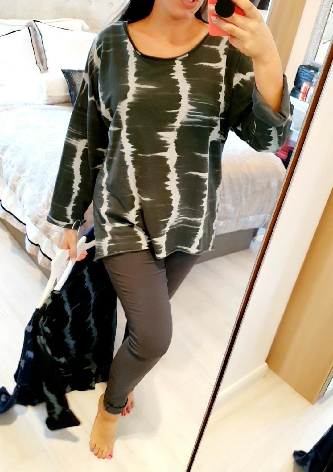 Bennett Tie Dye Oversized Dipped Hem Top