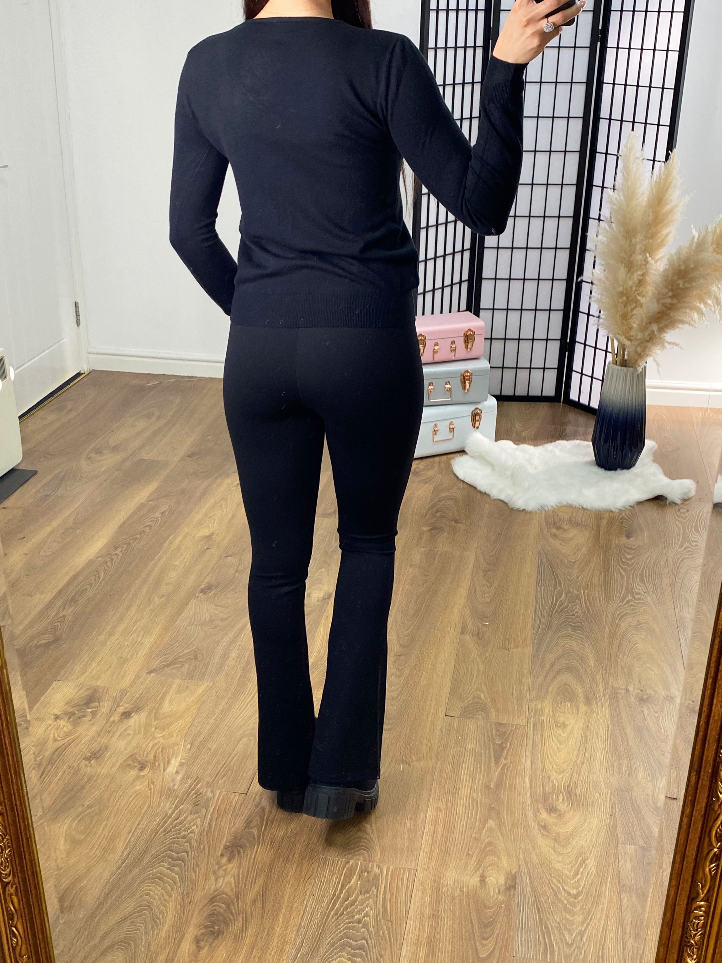 Adola Plain V Neck Fine Knit Jumper