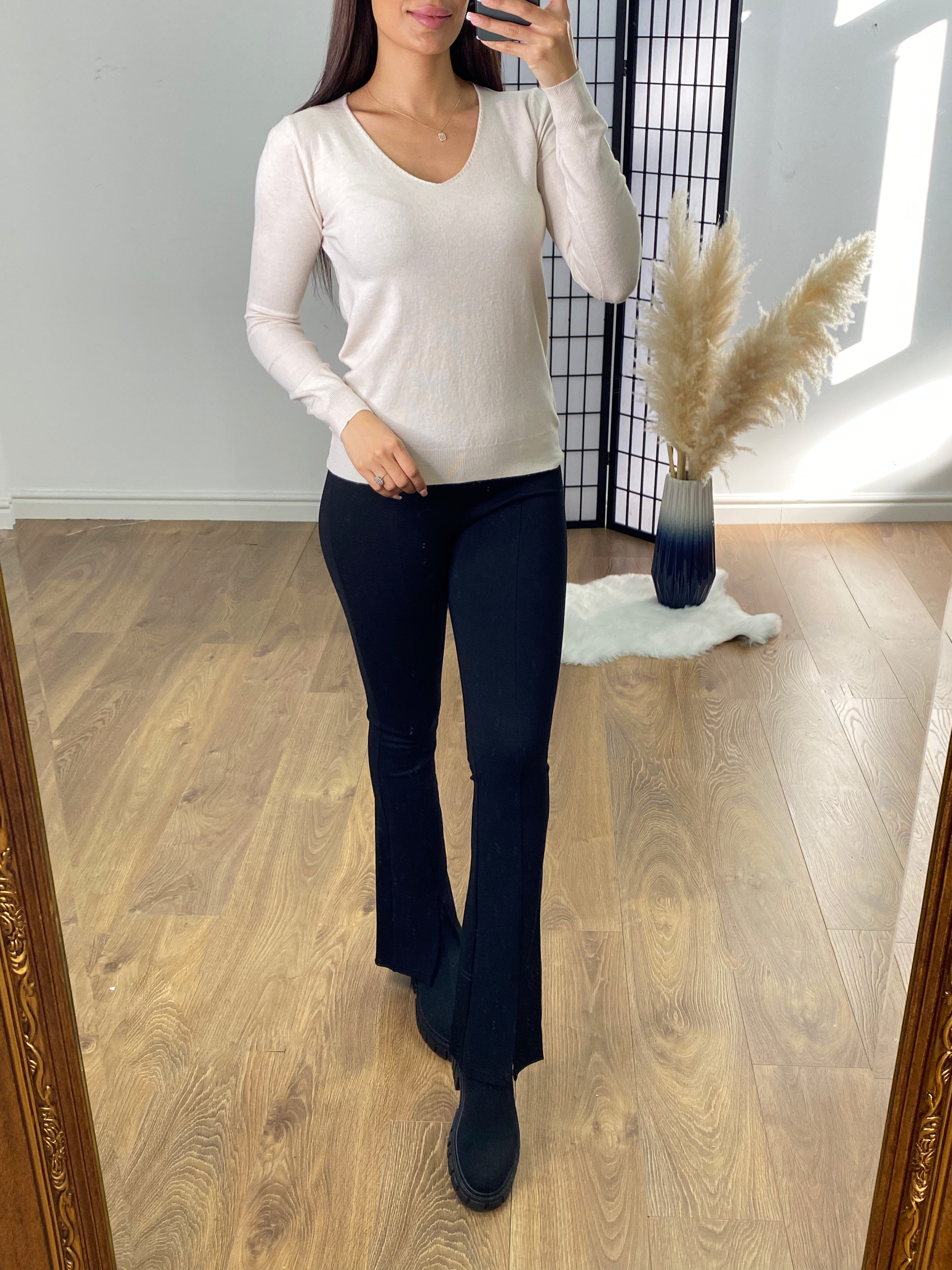 Adola Plain V Neck Fine Knit Jumper