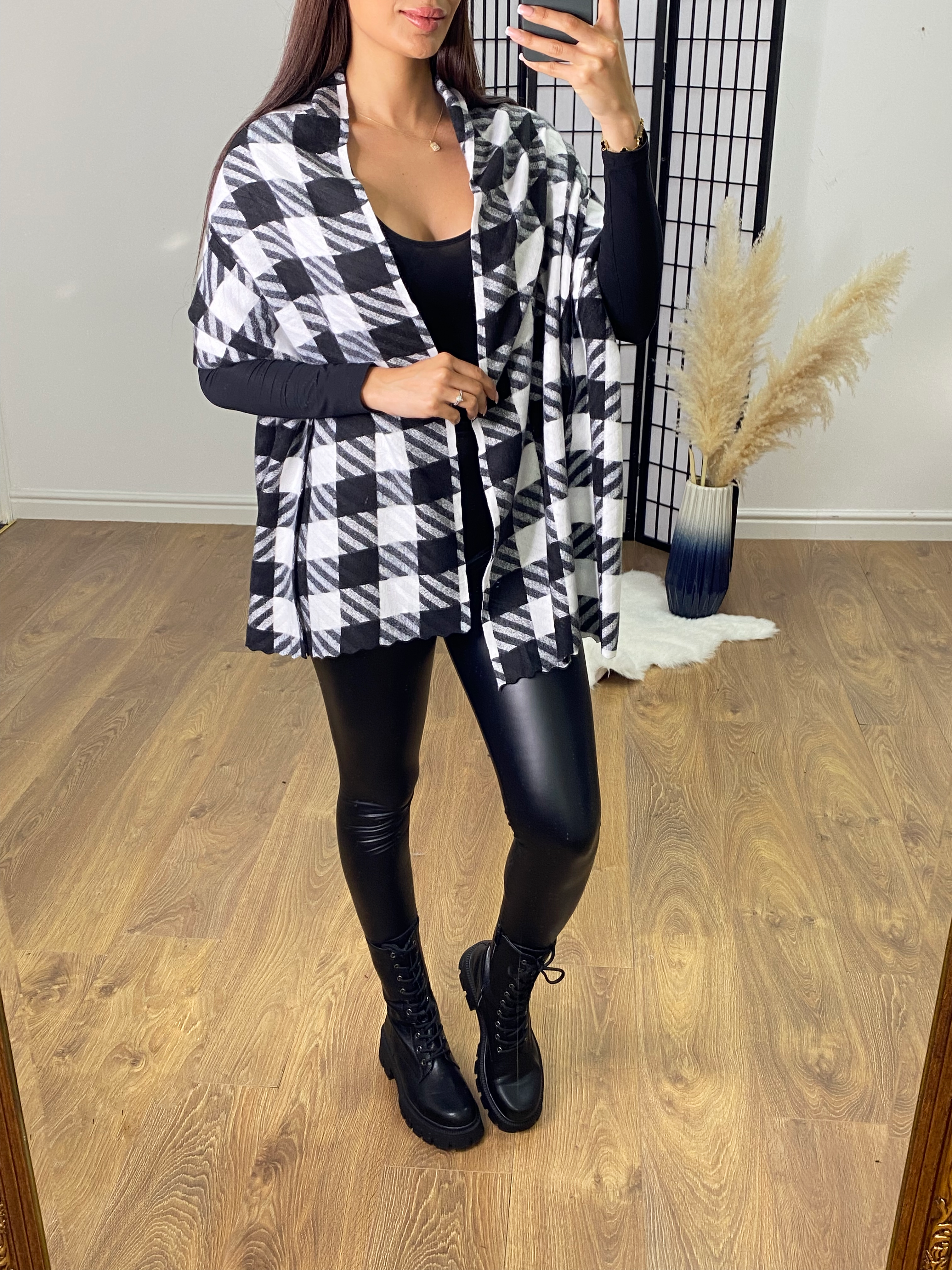Jones Monochrome Checked Textured Scarf