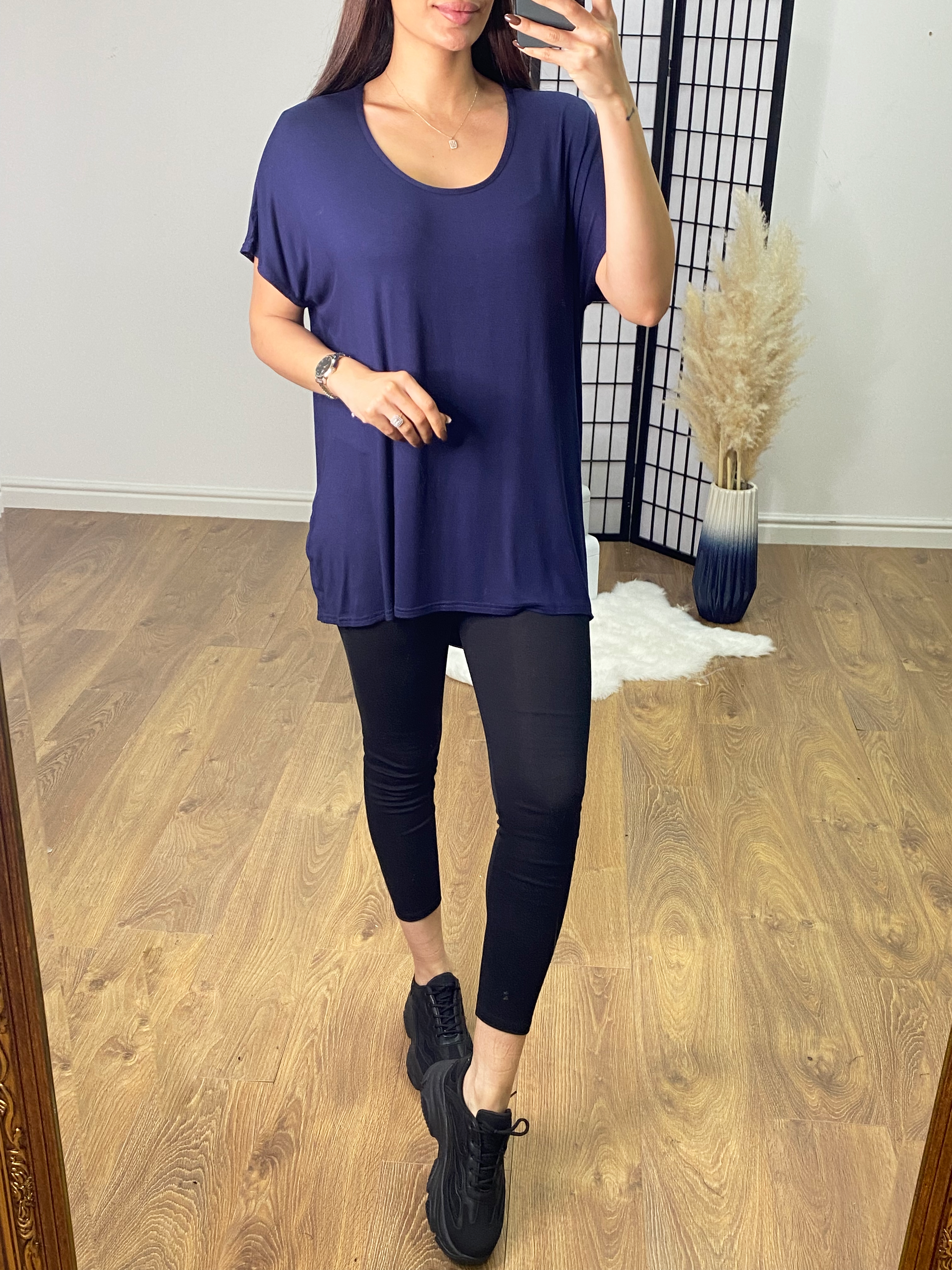 Lambert Scoop Neck Dip Hem Longline T-shirt