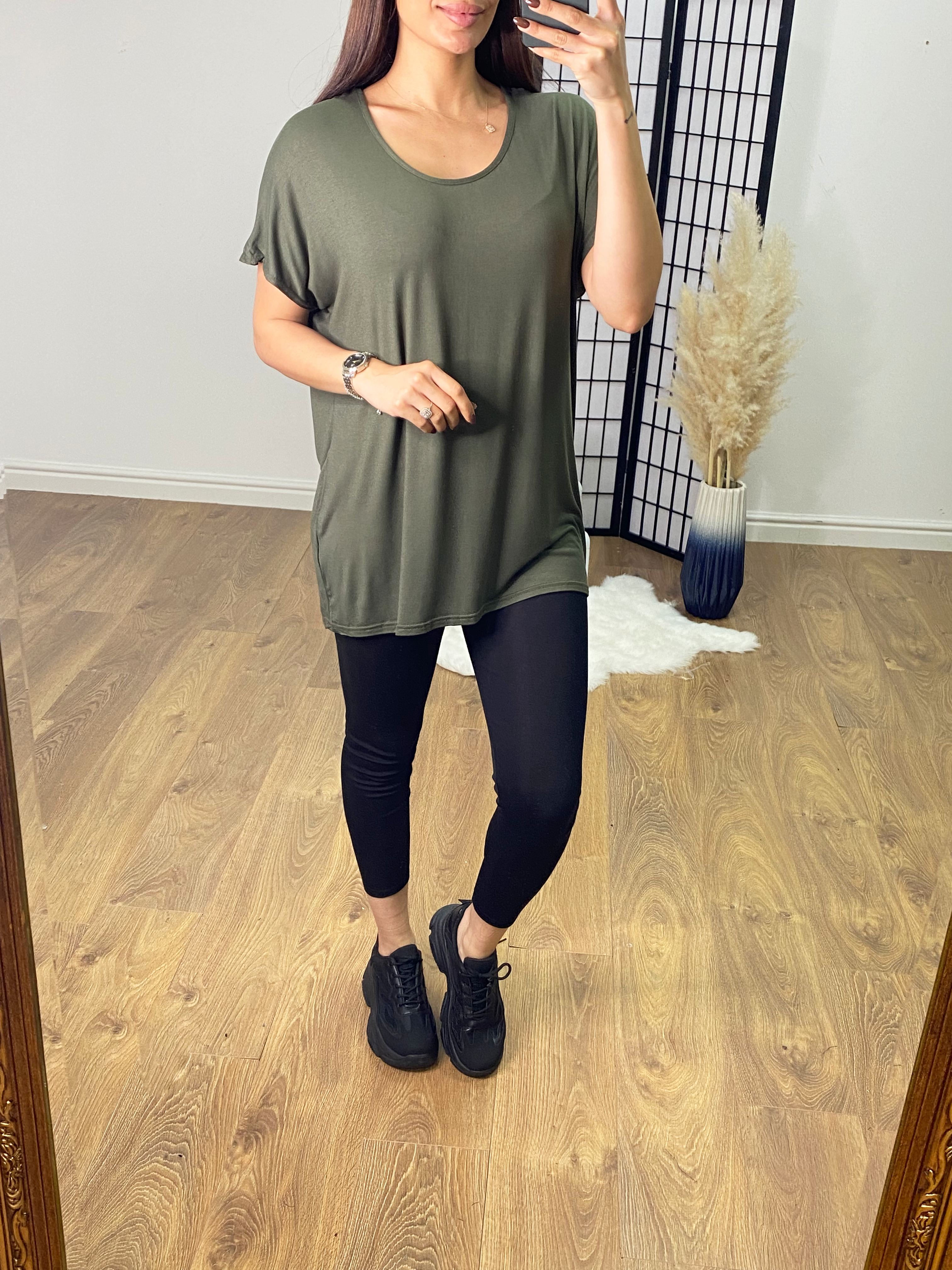 Lambert Scoop Neck Dip Hem Longline T-shirt