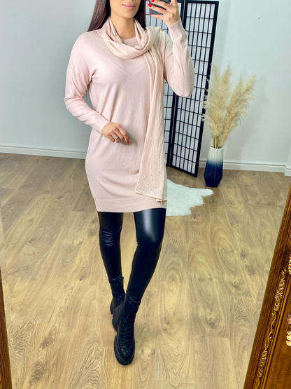 Vassa Plain Jumper and Diamante Scarf Set