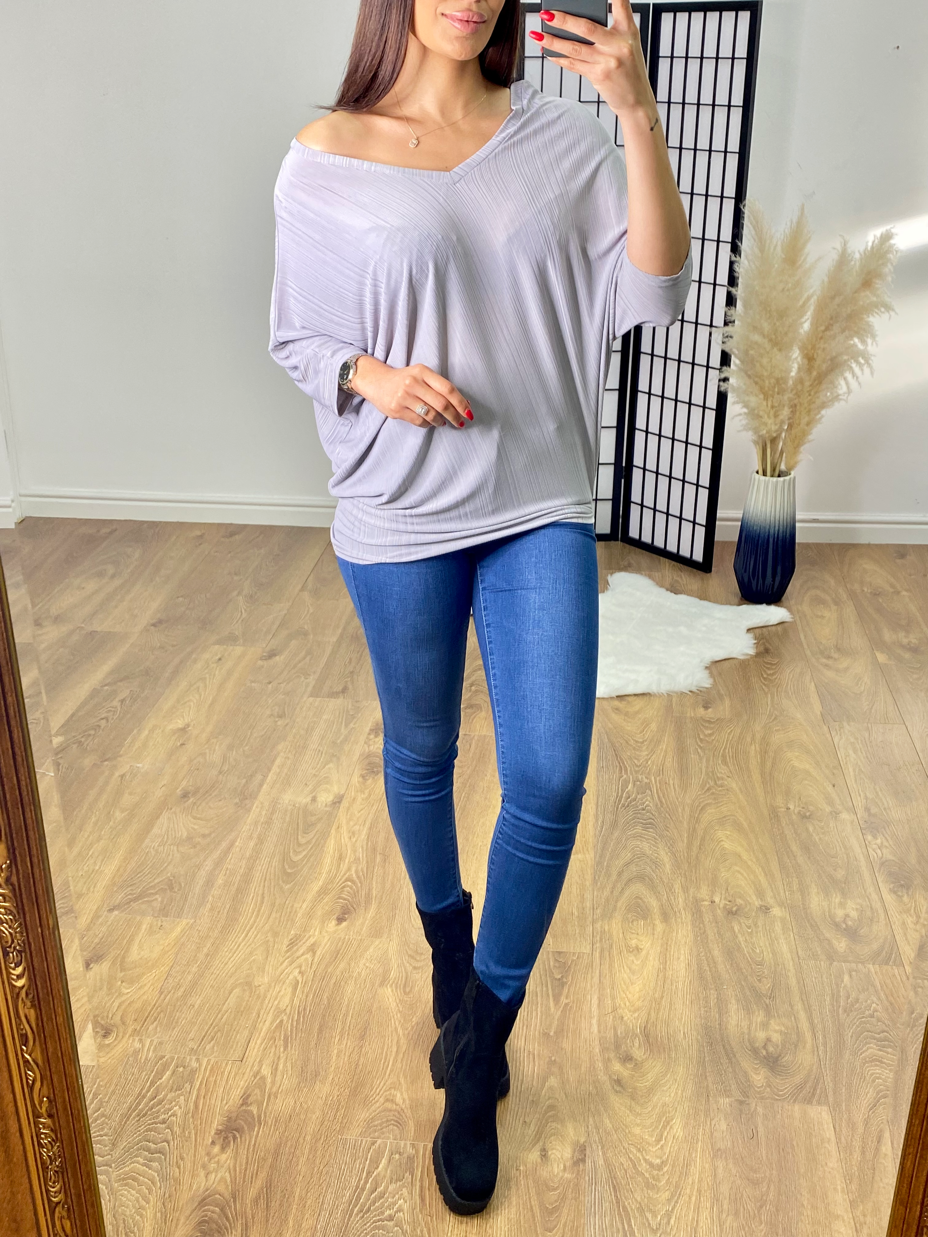April Ribbed Asymmetric Hem Top