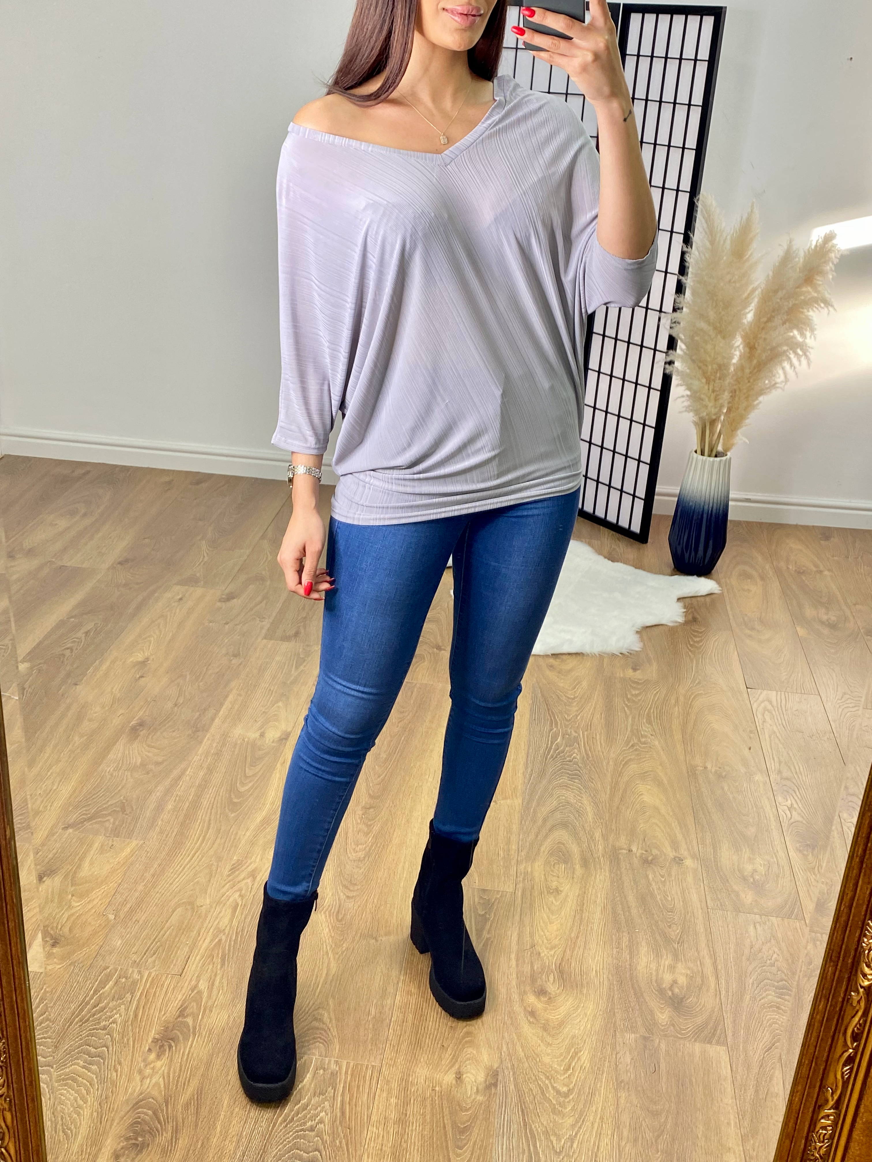 April Ribbed Asymmetric Hem Top