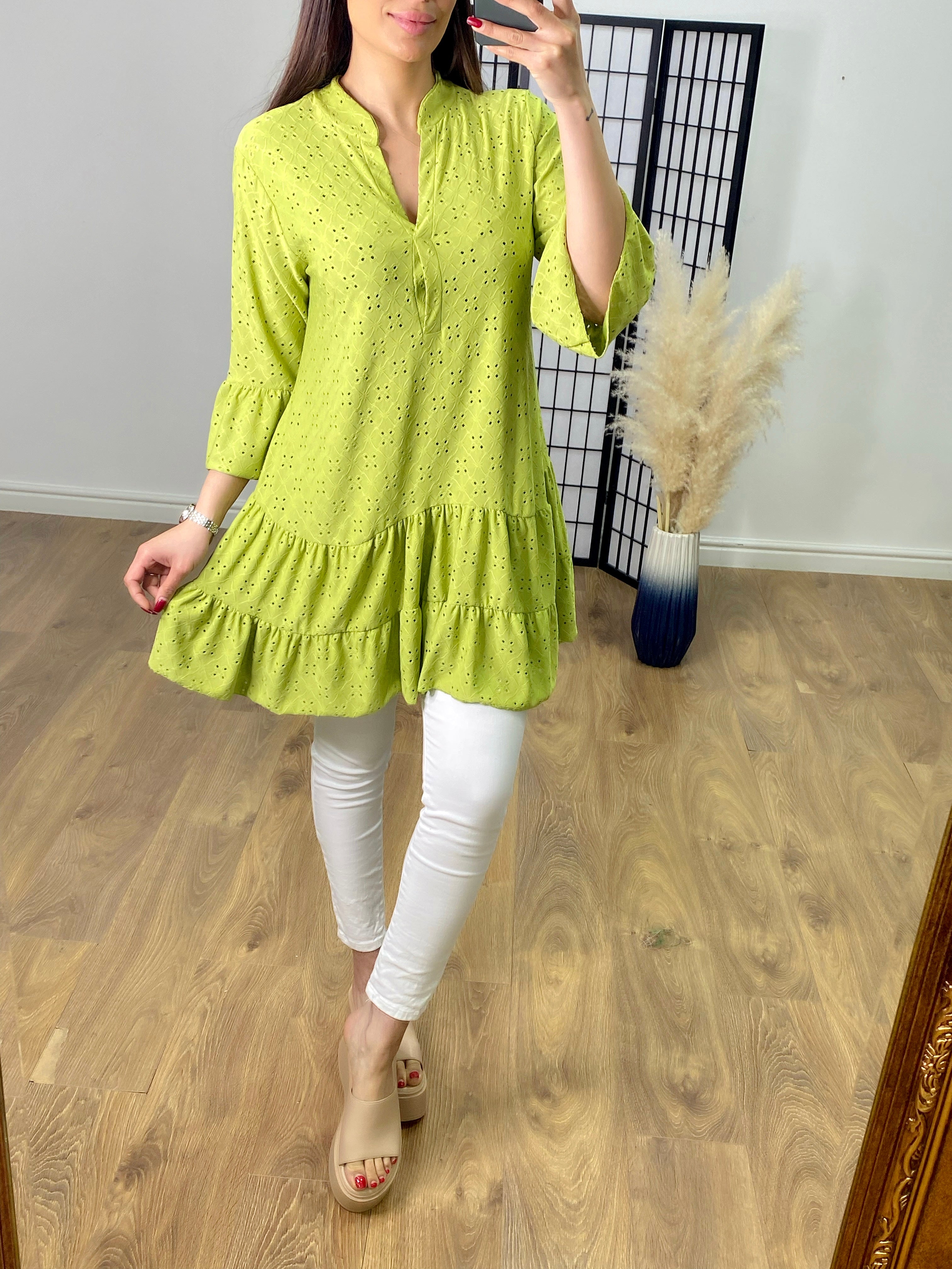 Ladie Broderie Stretch Frill Hem Notched Tunic