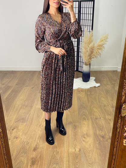 Towner Graphic Print Wrap Pleat Dress