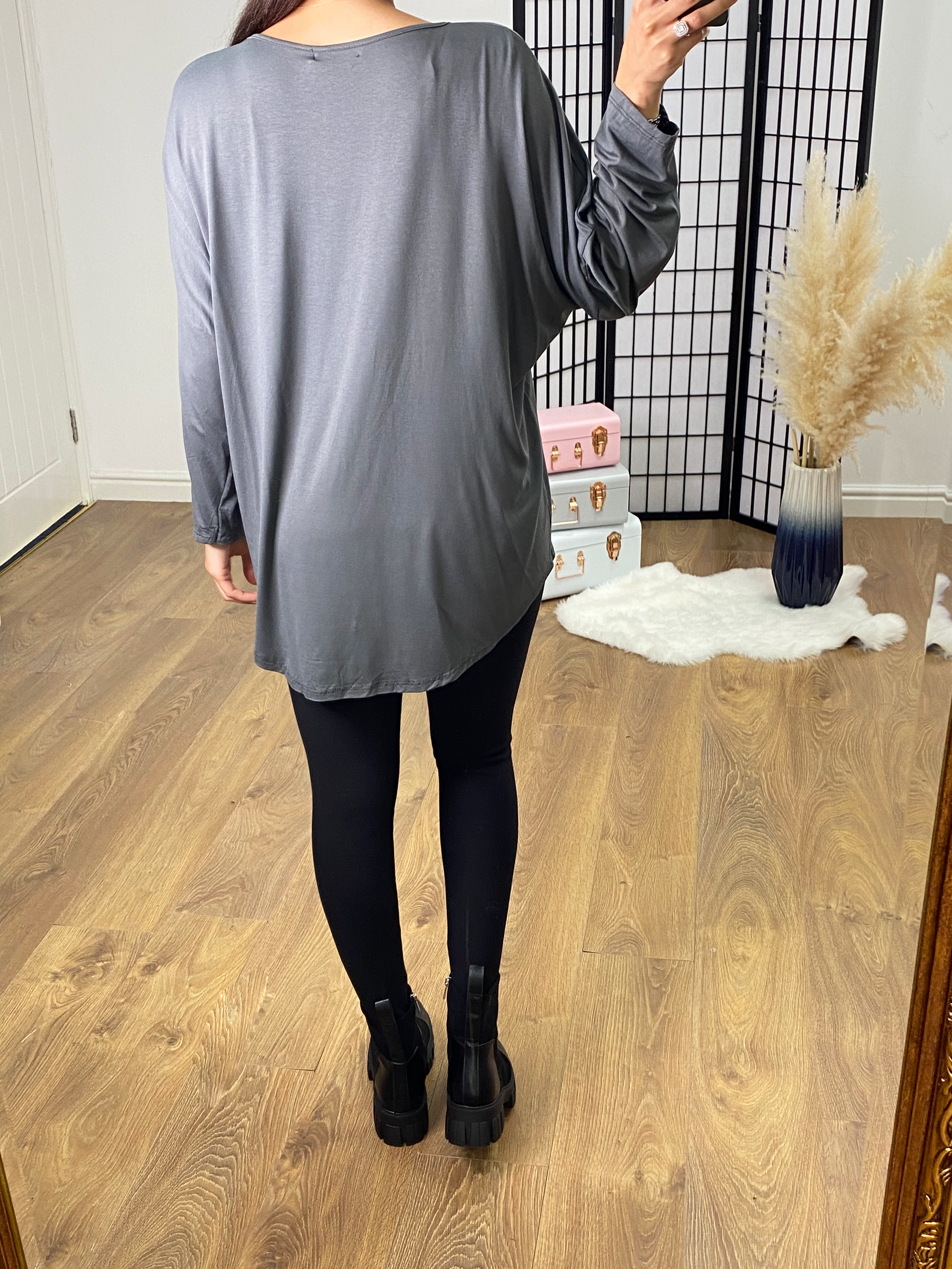 Story V Neck Drop Shoulder Basic Top