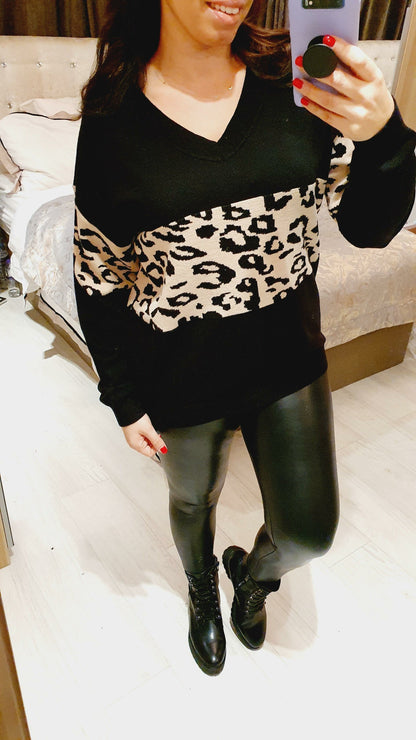 Aiden Leopard Panel V-neck Knitted Jumper