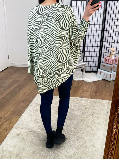 Beck Mint Zebra Print Asymmetric Hem Top