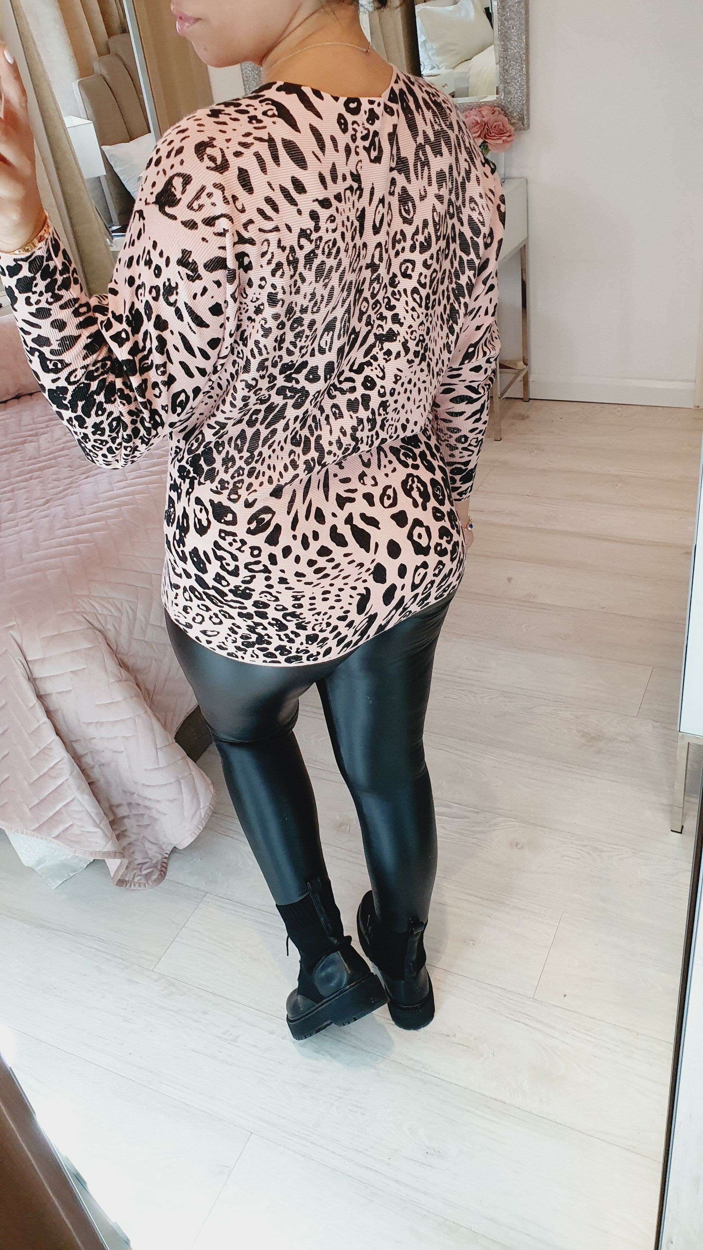 Carlin Leopard Stud Detailed Batwing Knit Jumper