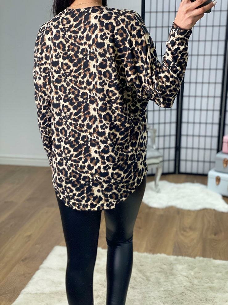 Delina Leopard Print Zip Detailed Batwing Top