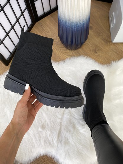 Dundee Plain Waffle Sock Ankle Boot