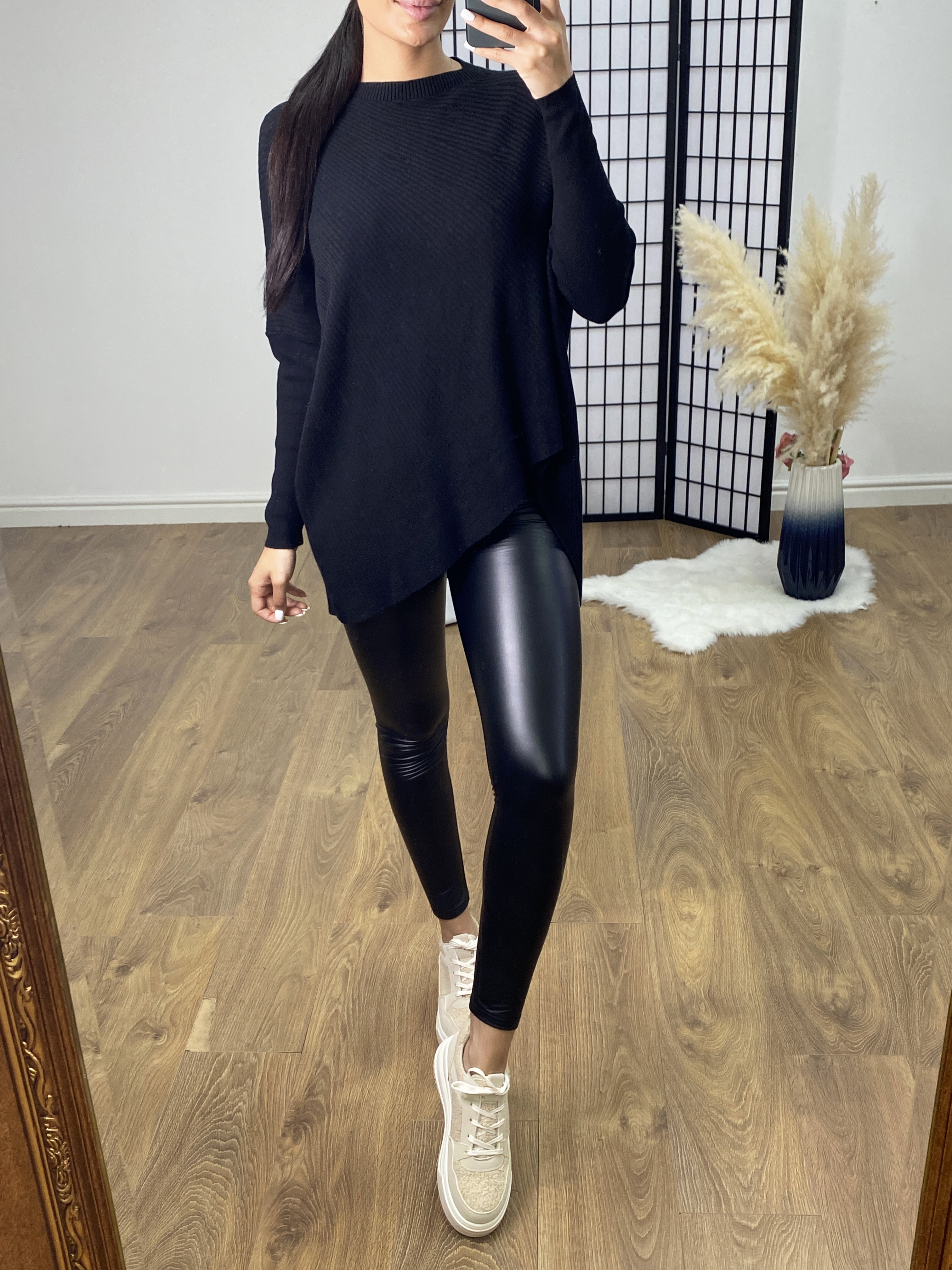 Hyland Ribbed Asymmetric Hem Jumper
