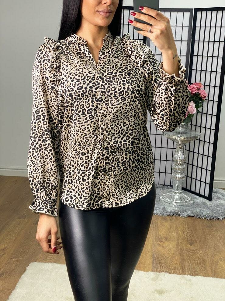 Cely Leopard Print Ruffle Blouse