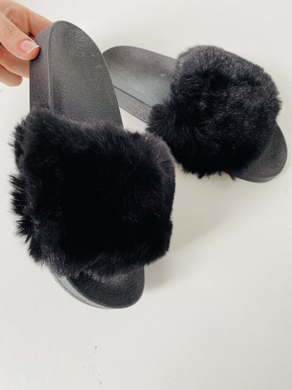 Bayley Faux Fur Super Fluffy Slip On Sliders