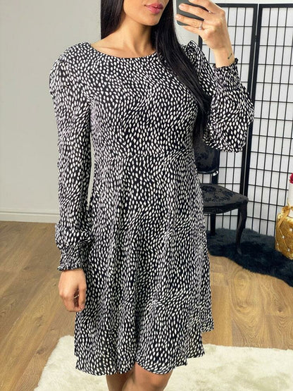 Cuba Monochrome Puff Sleeve Swing Dress
