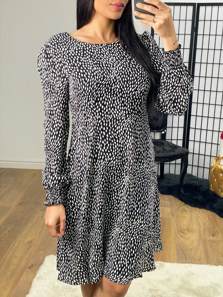 Cuba Monochrome Puff Sleeve Swing Dress