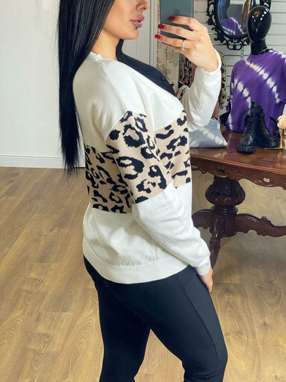 Aiden Leopard Panel V-neck Knitted Jumper