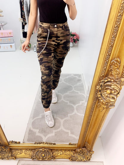 Dusty Camo Chain Detailed High Waist Cargo Trousers