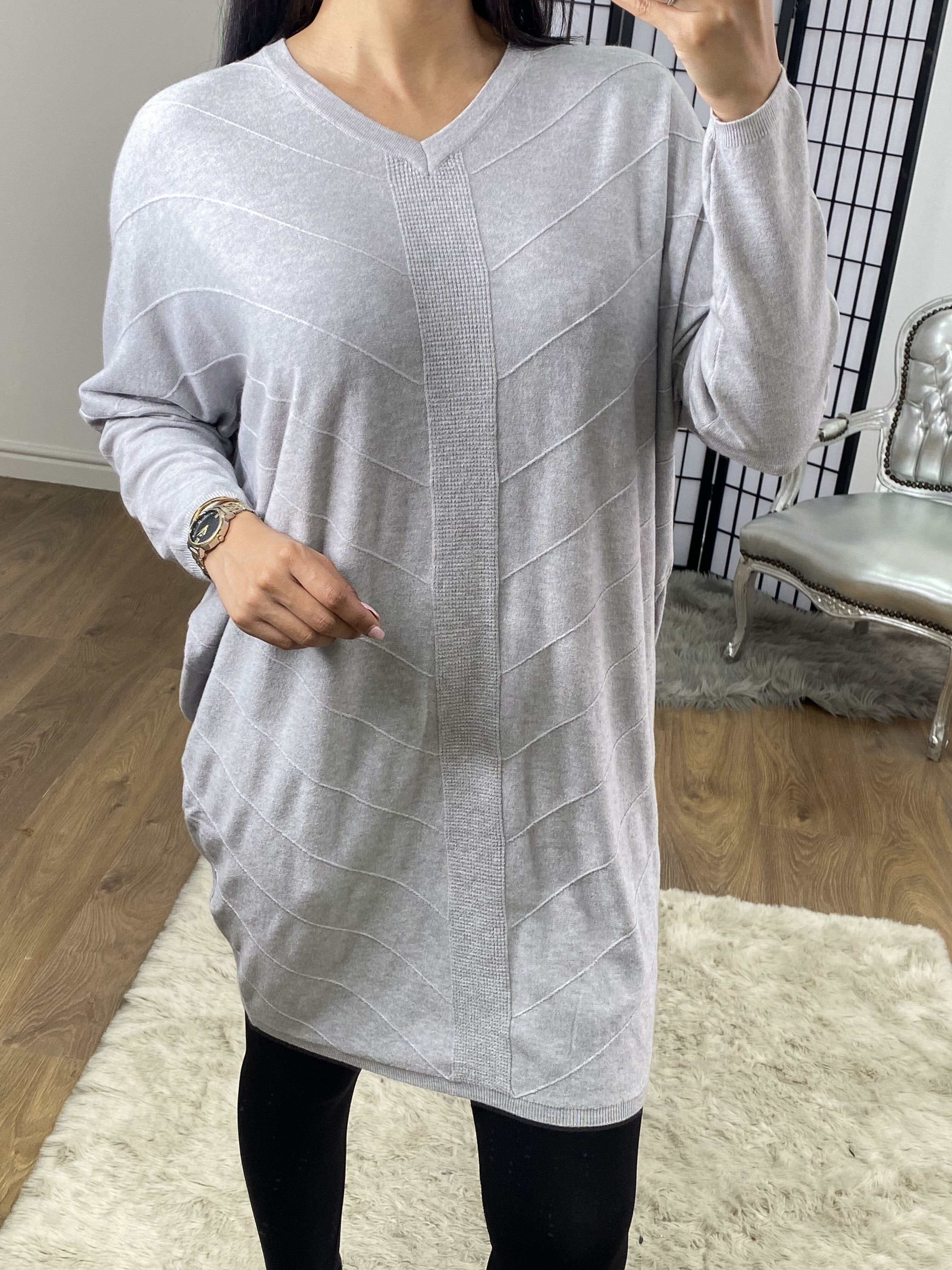 Sherlin V-neck Dipped Hem Ribbed Oversized Jumper