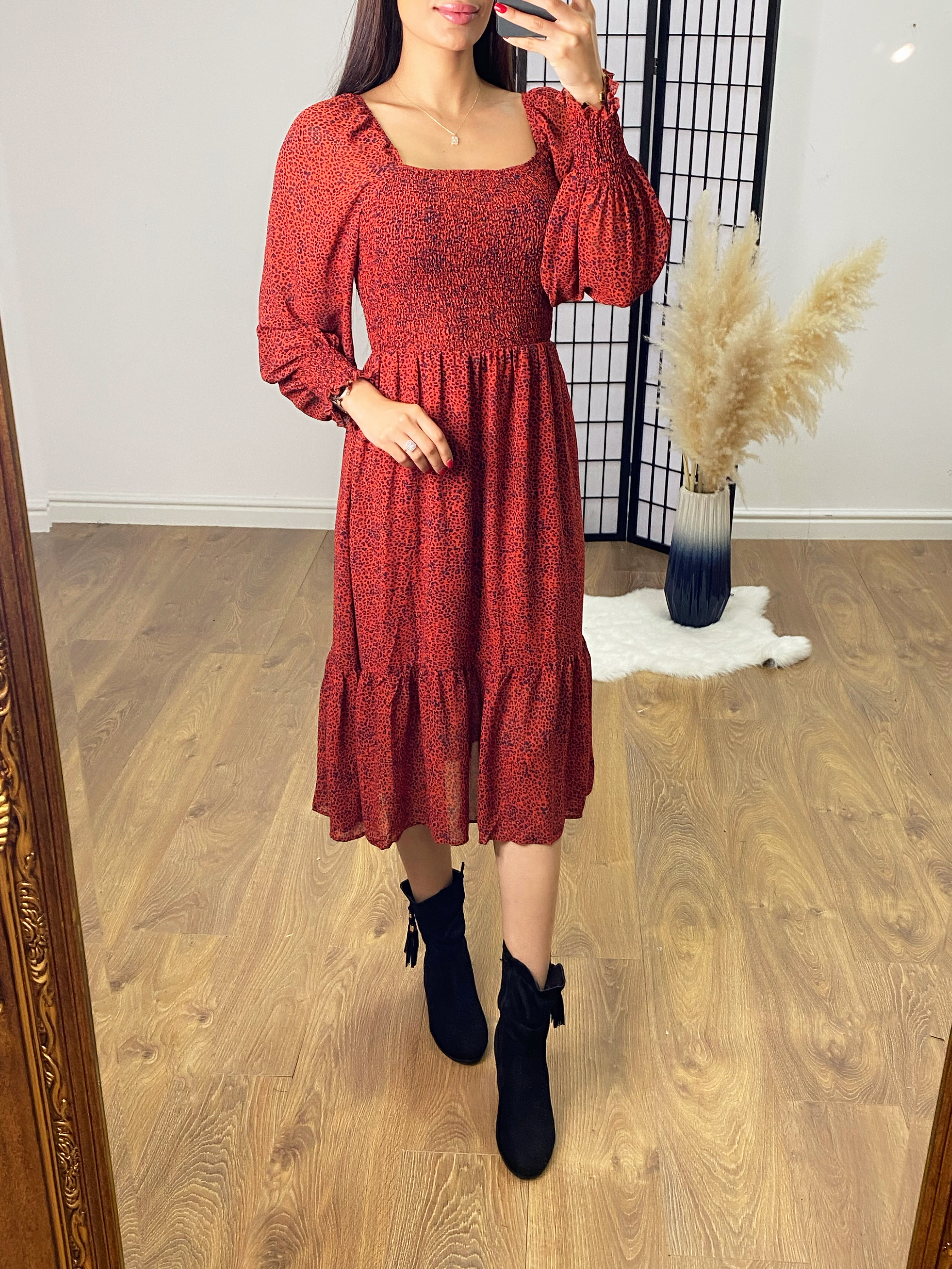 Muswell Elasticated Bust Leopard Print Smock Dress