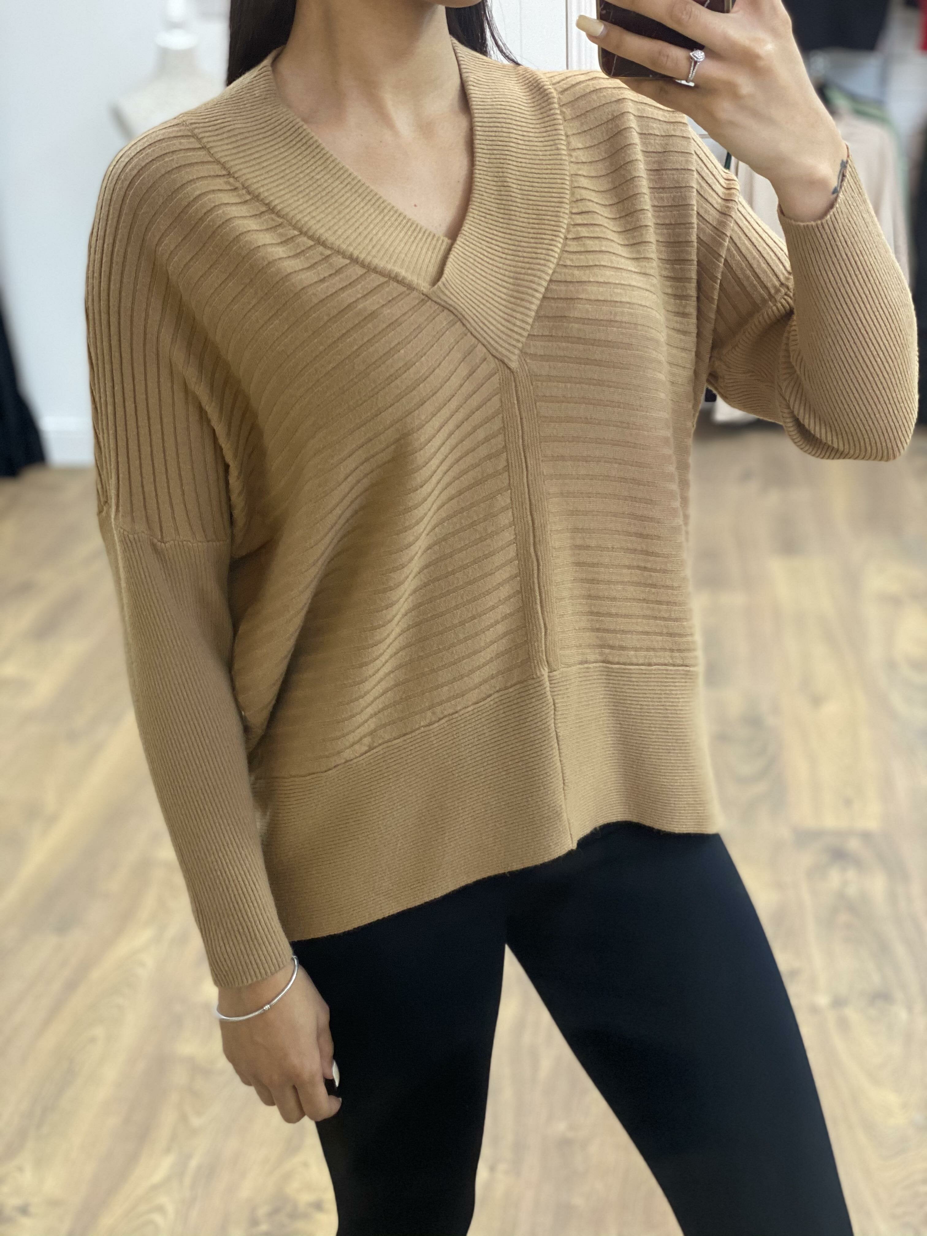 Ovie Ribbed Dipped Hem V-neck Knitted Jumper