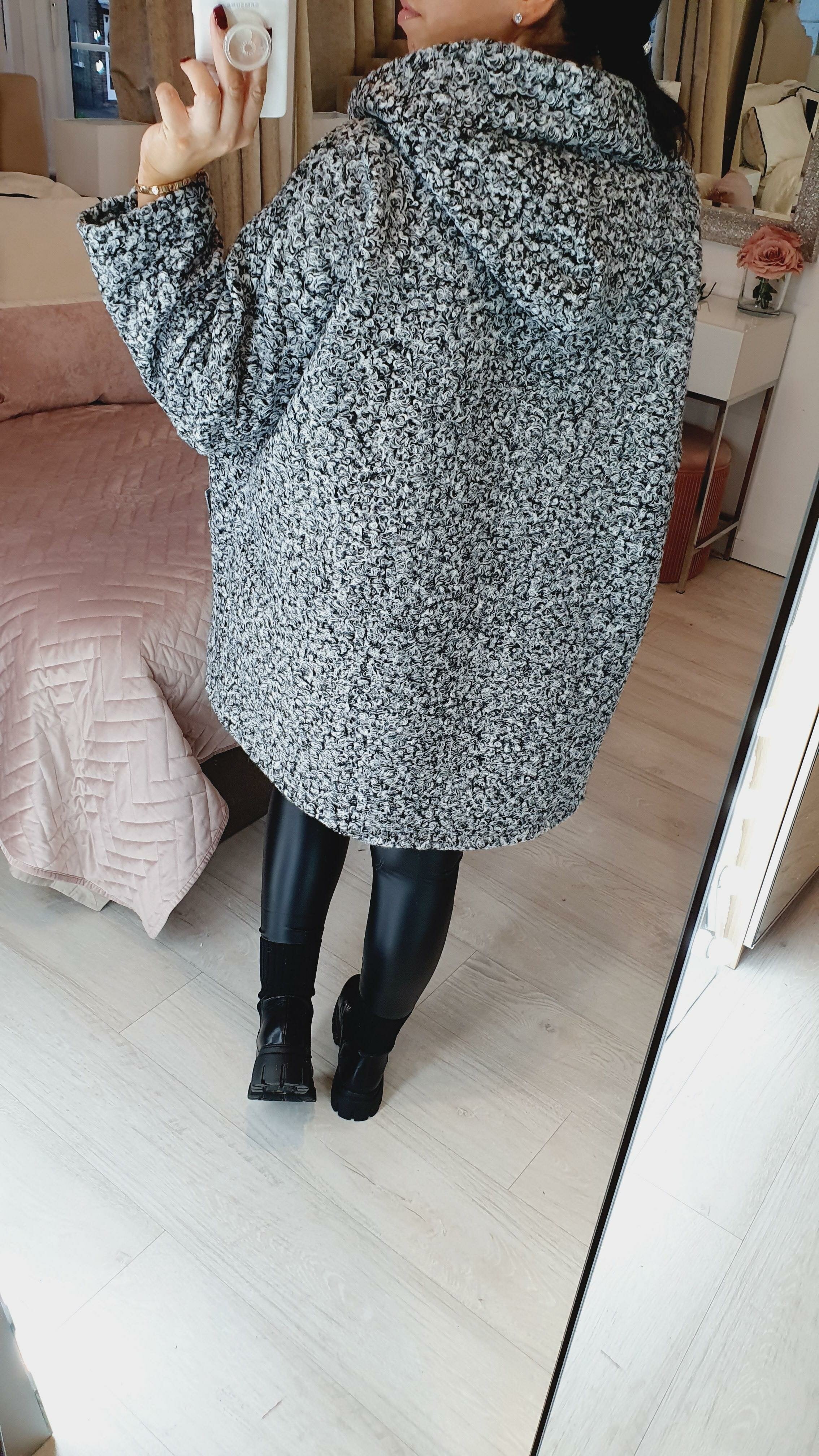 Johnson Teddy Hooded Loose Fit Zip Jacket