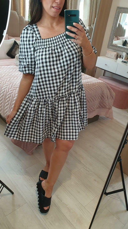 Kellis Checked Monochrome Elasticated Puff Sleeve Dress