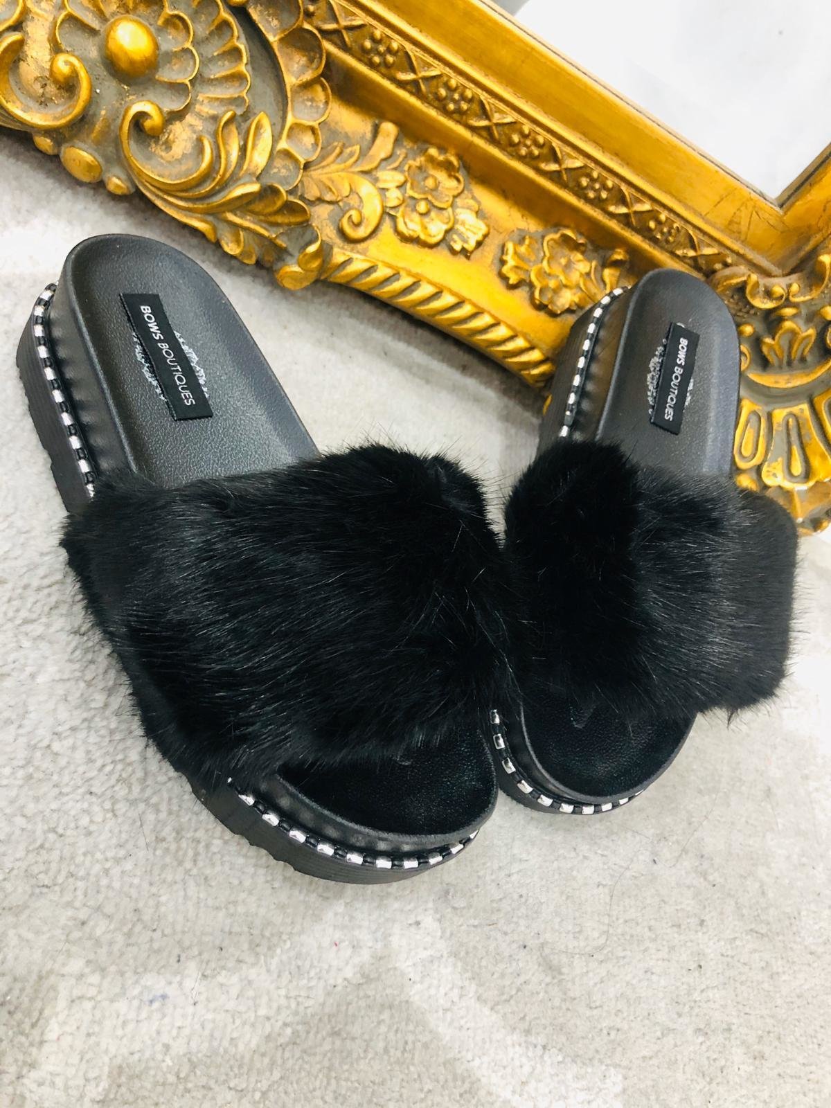Lauder Faux Fur Sliders