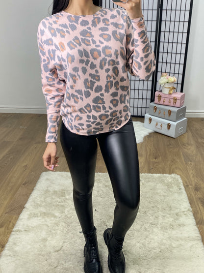 Leoli Super Soft Baby Pink Batwing Leopard Print Knit Jumper