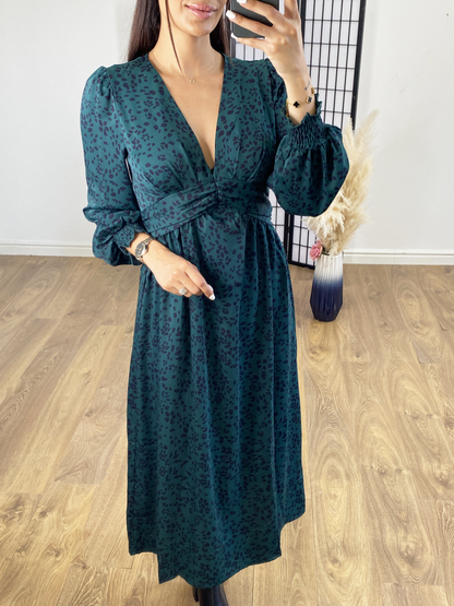 Otterley Graphic Print Puff Sleeve Midi Dress