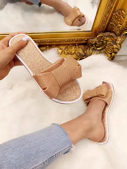 Samina Diamante Glitter Detail 3D Bow Sliders